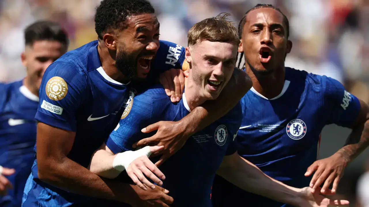 世俱杯決賽精彩回顧》PSG大巴黎崩潰性慘敗!切爾西 3 : 0 奪下 世俱杯冠軍