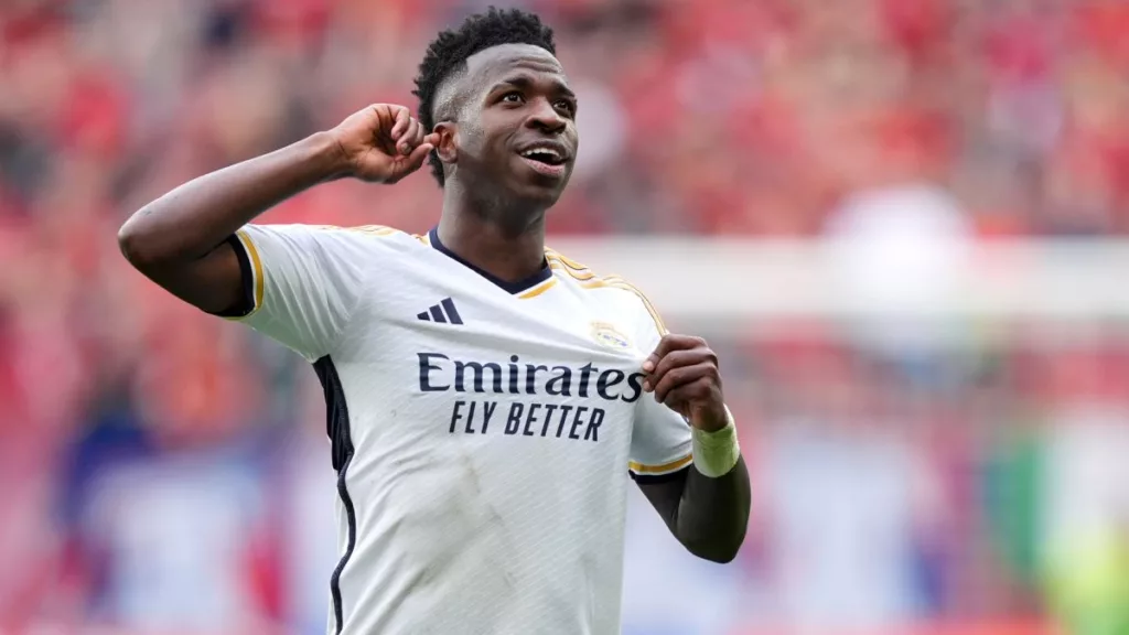 維尼修斯·儒尼奧爾（巴西）