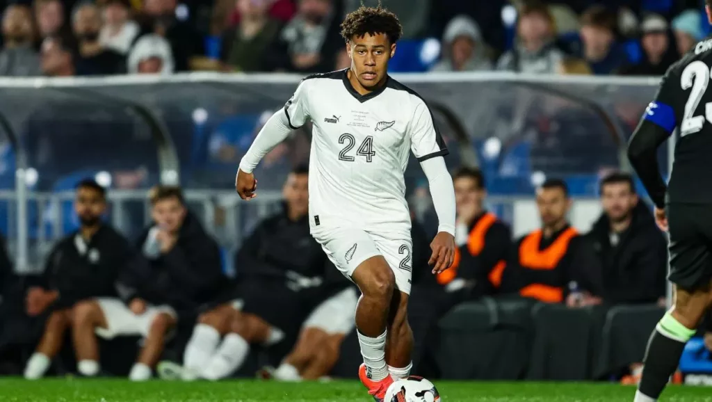 路克·布魯克-史密斯（Luke Brooke-Smith，紐西蘭）